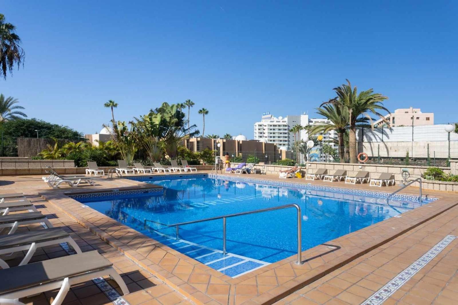 Lujo Borinquen 403 Vista Al Mar Apartman Playa Feñabe Kültér fotó